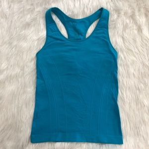Workout tank top (L)